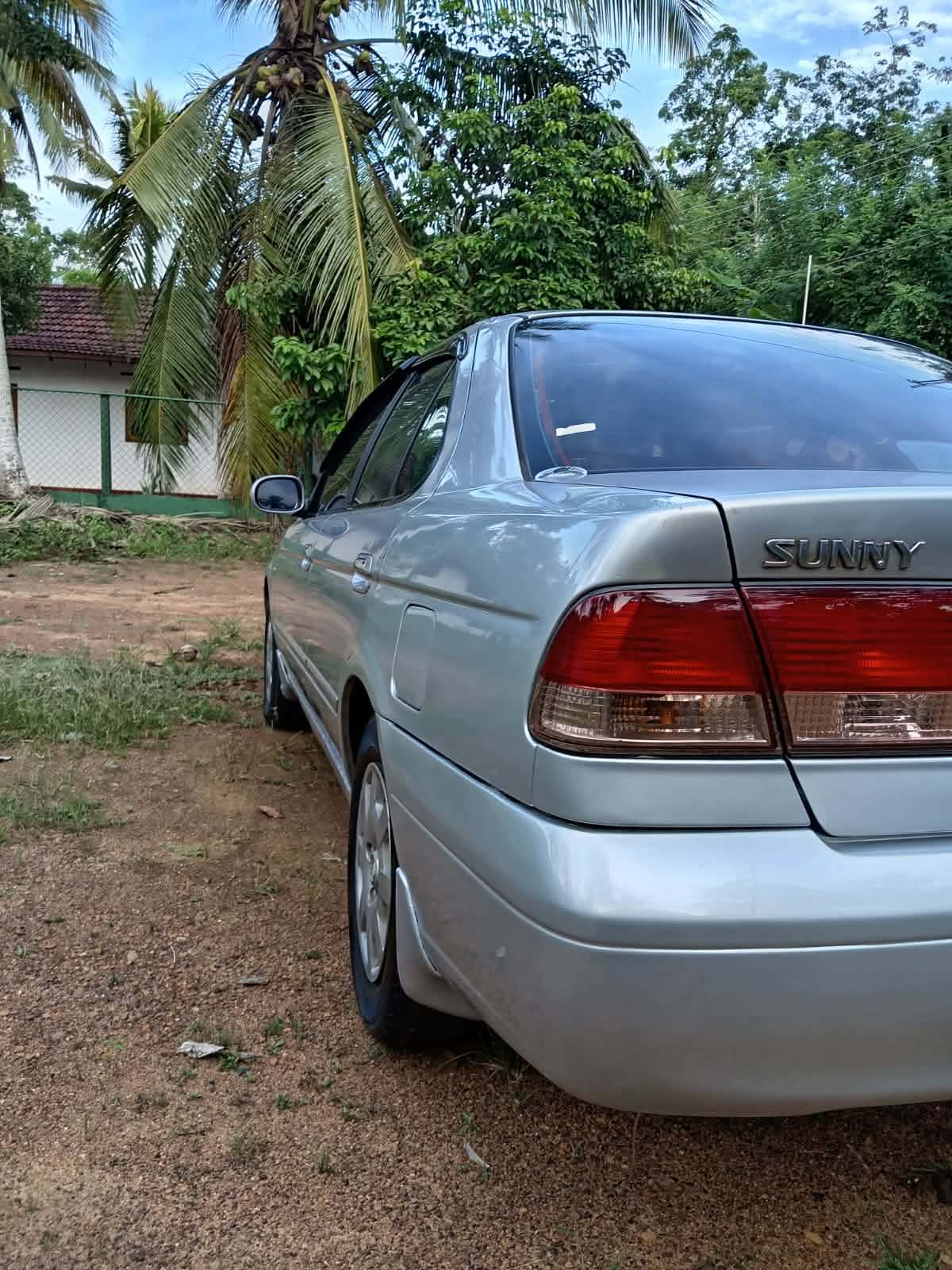 Nissan Sunny 2003 - பயன்படுத்தப்பட்டது கார் sale in Sri Lanka - patpat.lk