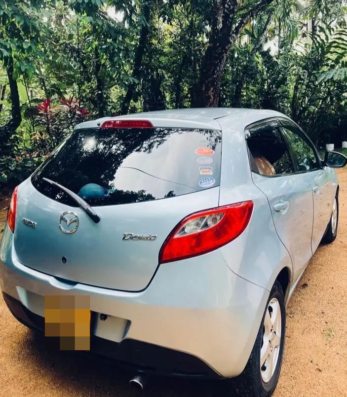 Mazda Demio 2011 - பயன்படுத்தப்பட்டது கார் sale in Sri Lanka - patpat.lk