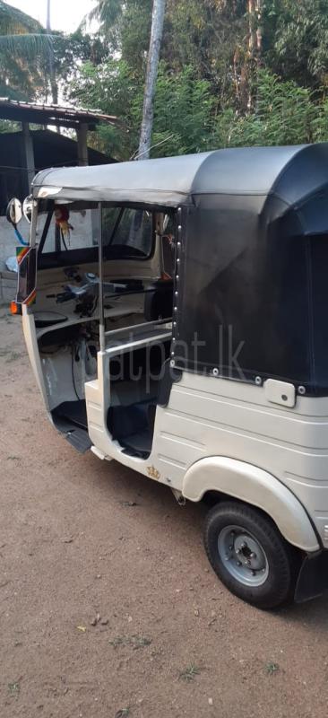 Bajaj Three Wheel 2007 - பயன்படுத்தப்பட்டது முச்சக்கர வண்டி sale in Sri Lanka - patpat.lk