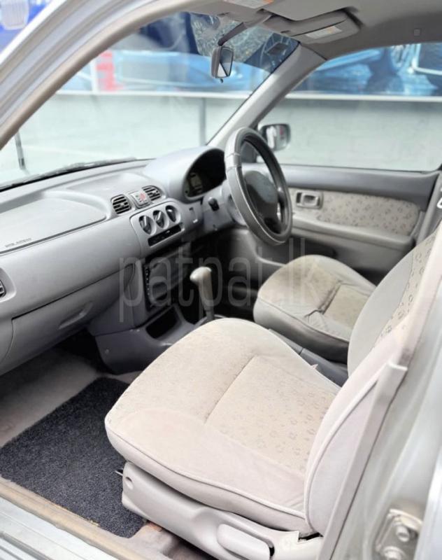 Nissan March 2001 - பயன்படுத்தப்பட்டது கார் sale in Sri Lanka - patpat.lk