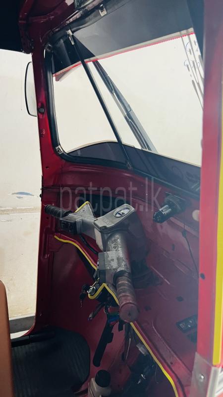 Bajaj 4 stroke 2009 - பயன்படுத்தப்பட்டது முச்சக்கர வண்டி sale in Sri Lanka - patpat.lk