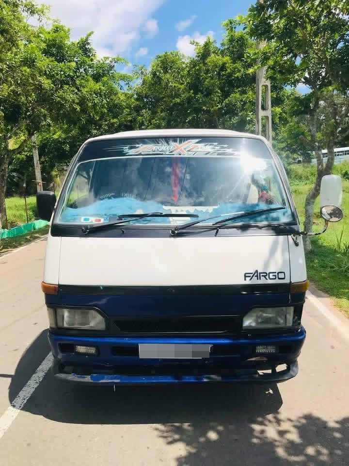 Isuzu Fargo 1994 ads-image-1