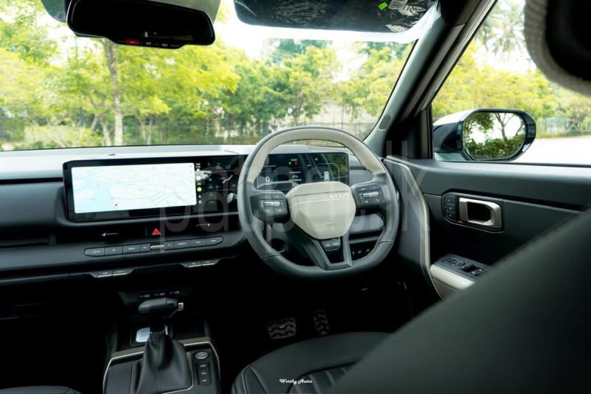 Advertisement image 6