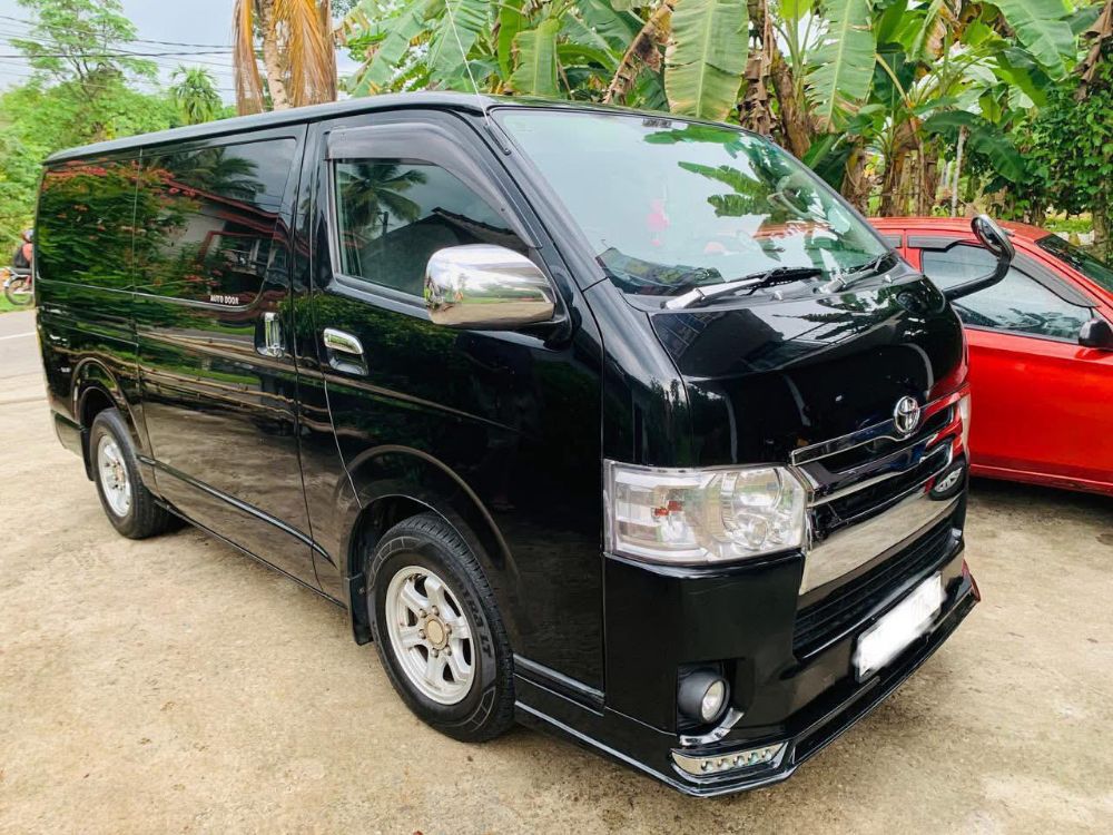 Toyota Hiace 2012 - மறுசீரமைக்கப்பட்டது வேன் sale in Sri Lanka - patpat.lk