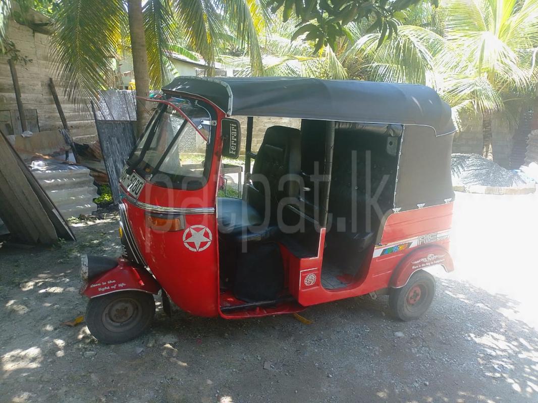 Bajaj 2 stroke 2005 - Used Three wheeler sale in Sri Lanka - patpat.lk