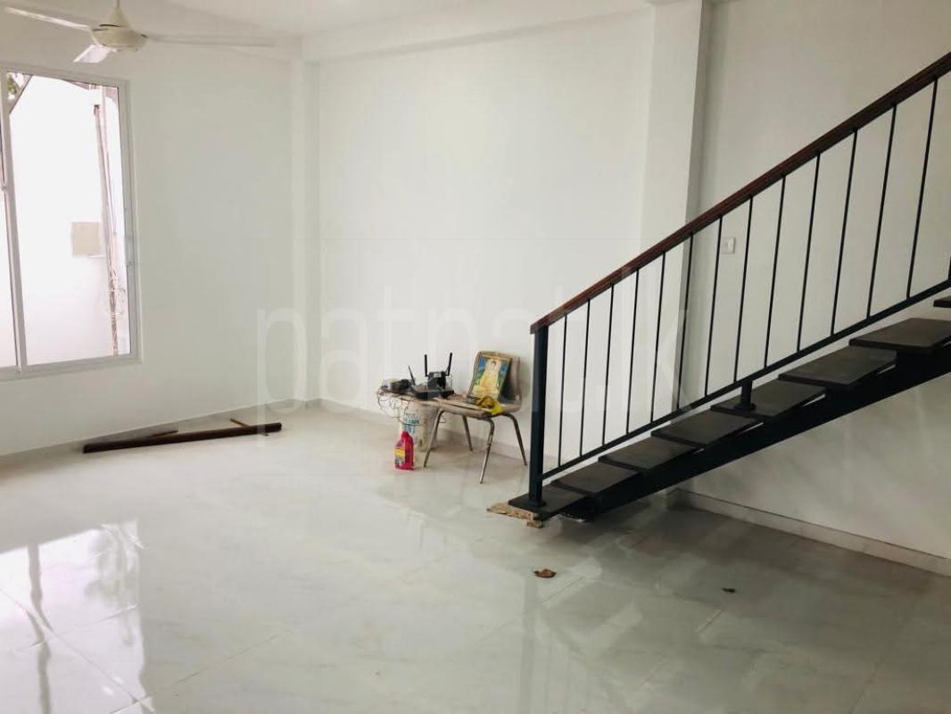 House for Sale in Athurugiriya