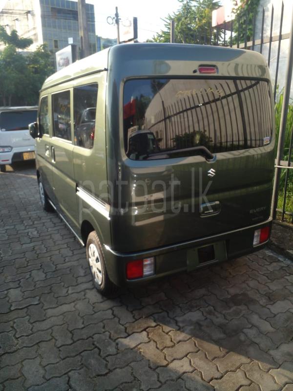 Advertisement image 1