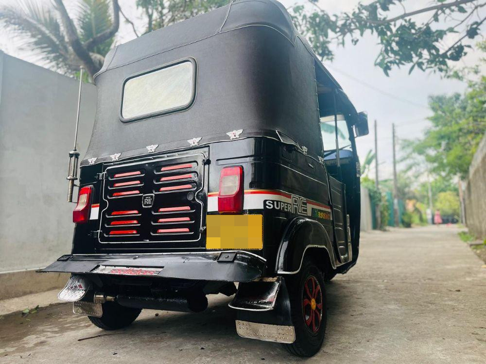 Bajaj Three Wheel 2019 - Used Three wheeler sale in Sri Lanka - patpat.lk