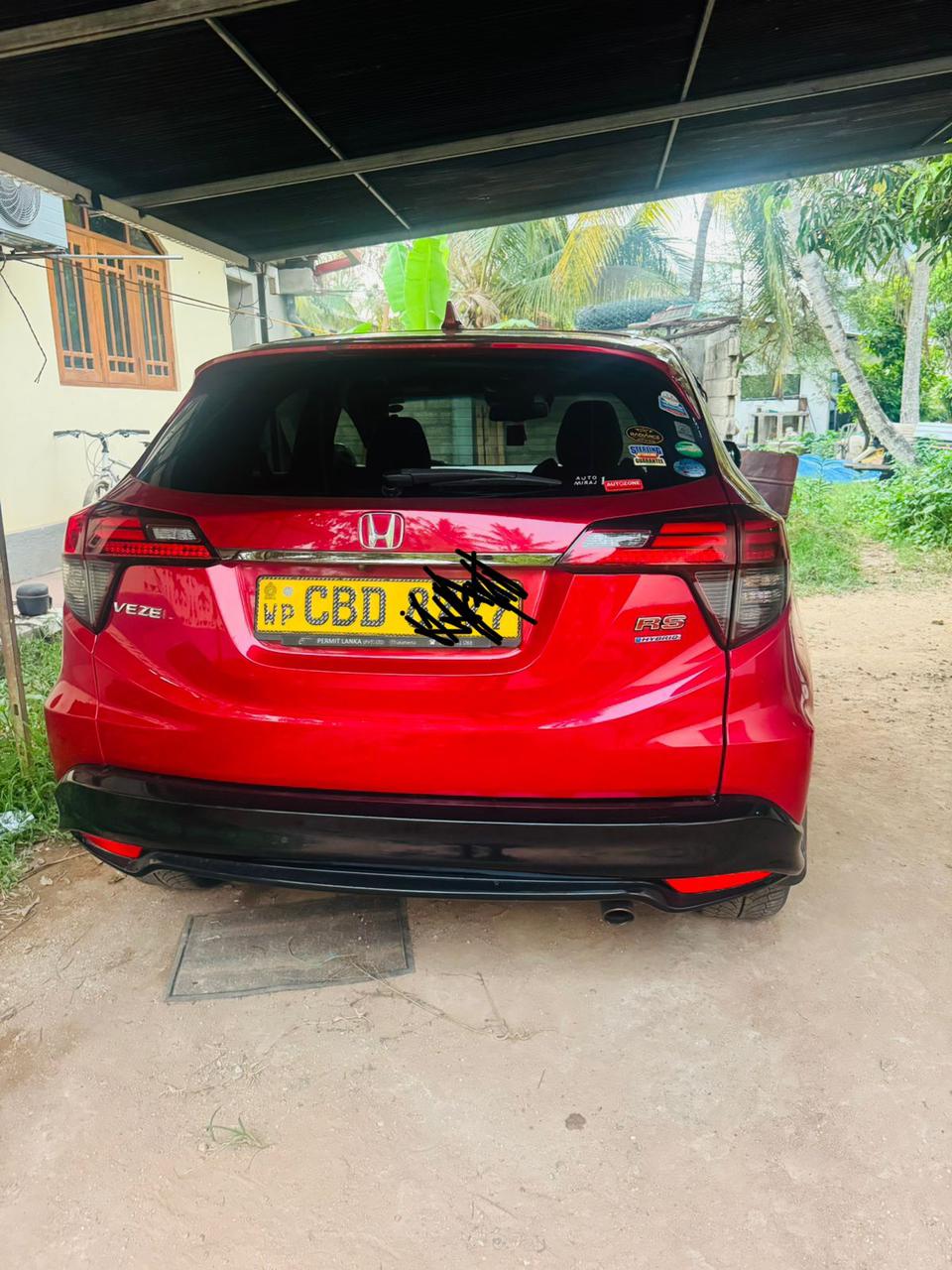 Honda Vezel 2018 - Used SUV sale in Sri Lanka - patpat.lk