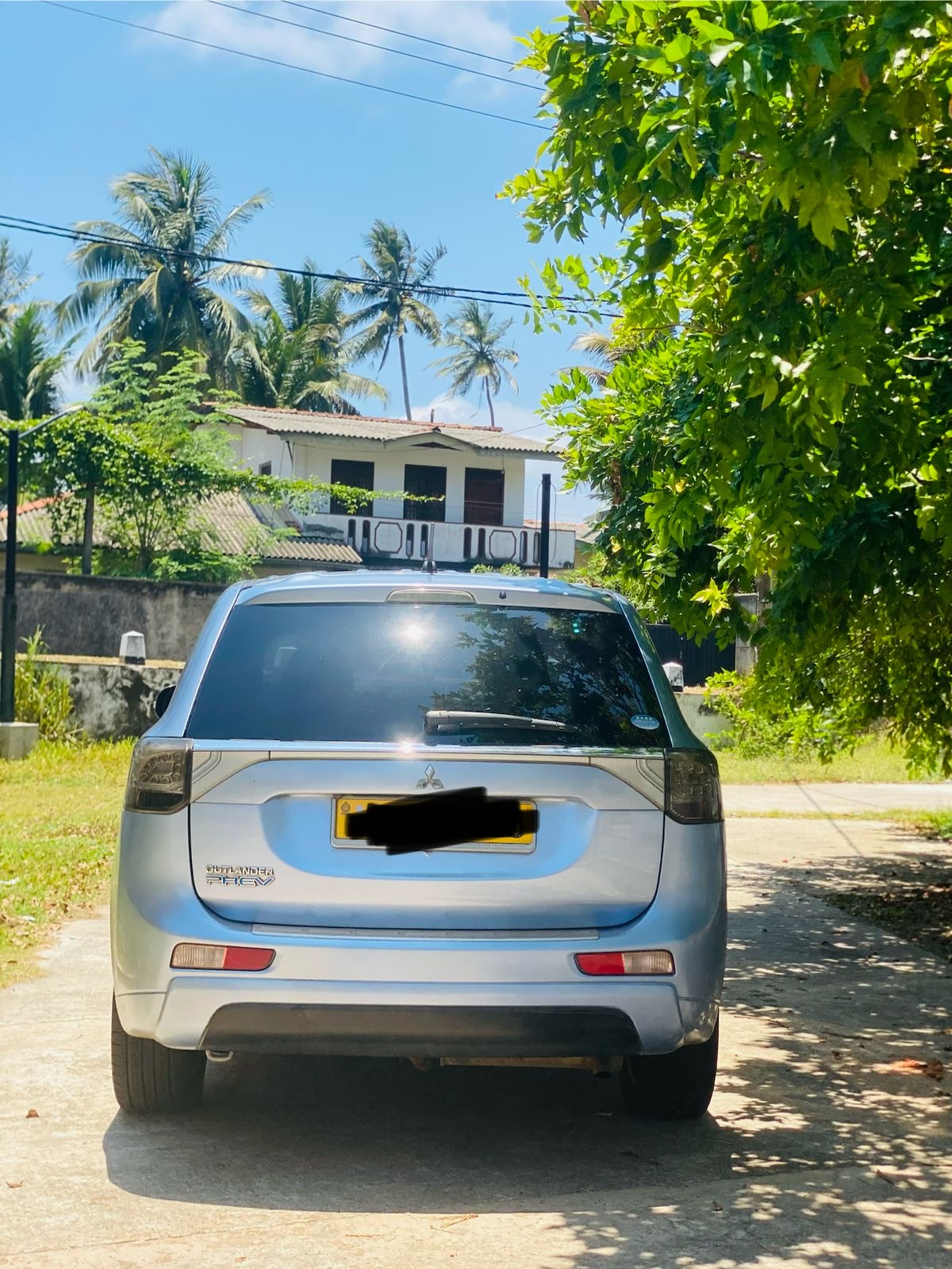 Mitsubishi Outlander 2014 - Used SUV sale in Sri Lanka - patpat.lk