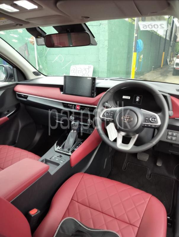 Advertisement image 6