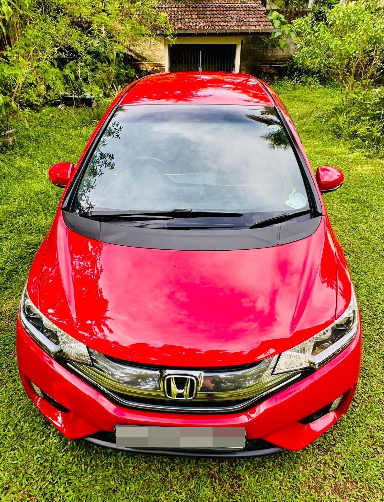 Honda Fit 2014 ads-image-1