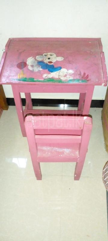 Kids table and chair (used) ads-image-1