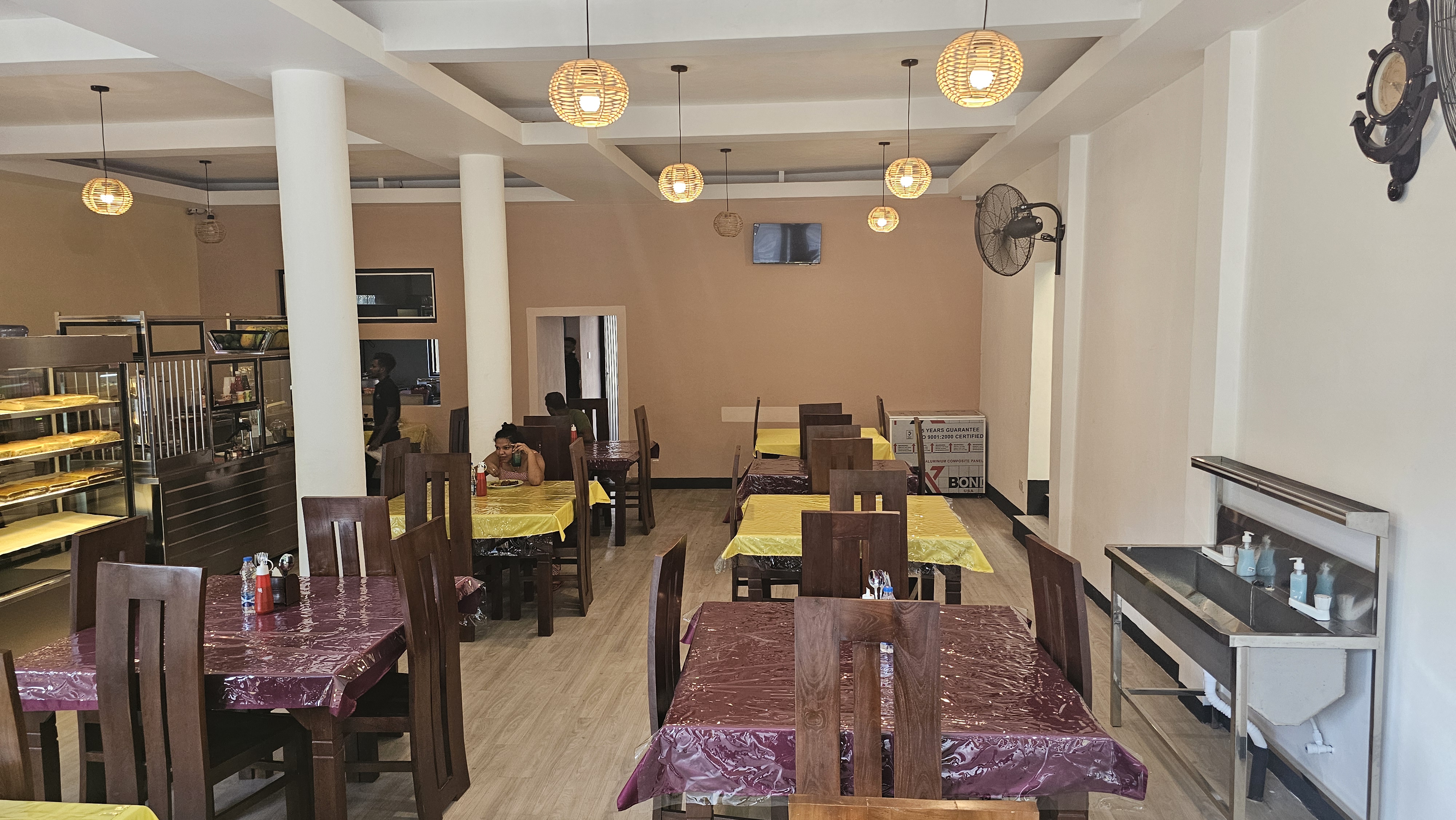 Hotel for Sale in Palapathwela