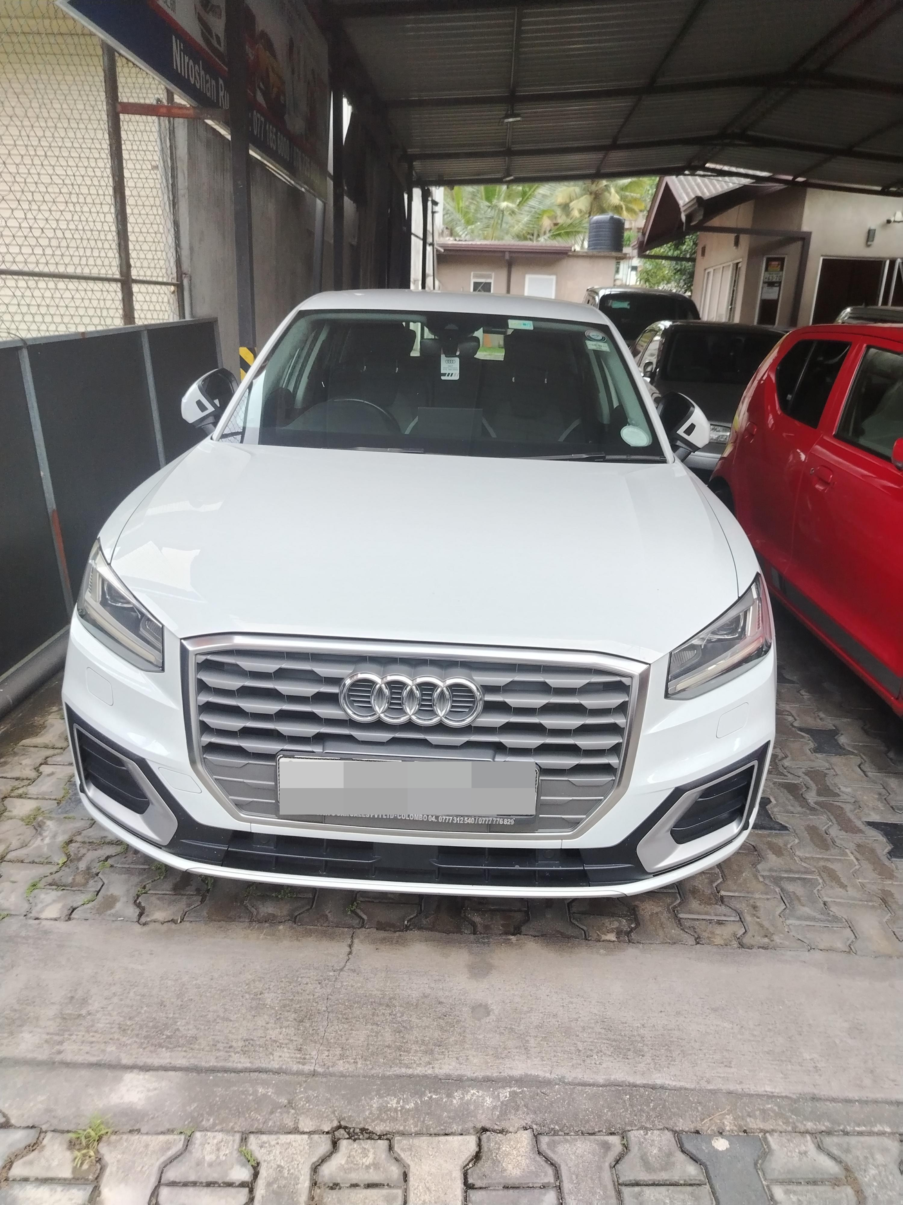 Audi Q2 2018 - பயன்படுத்தப்பட்டது SUV sale in Sri Lanka - patpat.lk