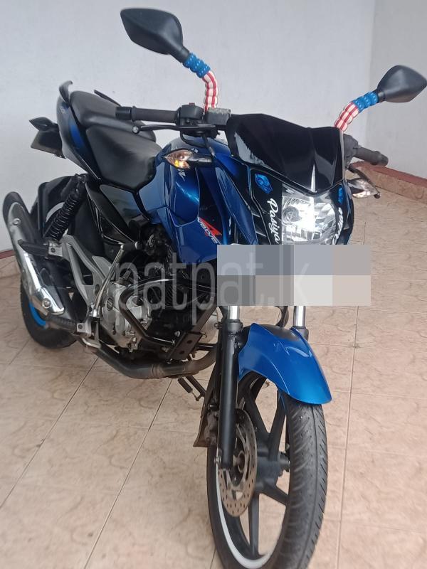 Bajaj Pulsar 2014 - பயன்படுத்தப்பட்டது பைக் sale in Sri Lanka - patpat.lk
