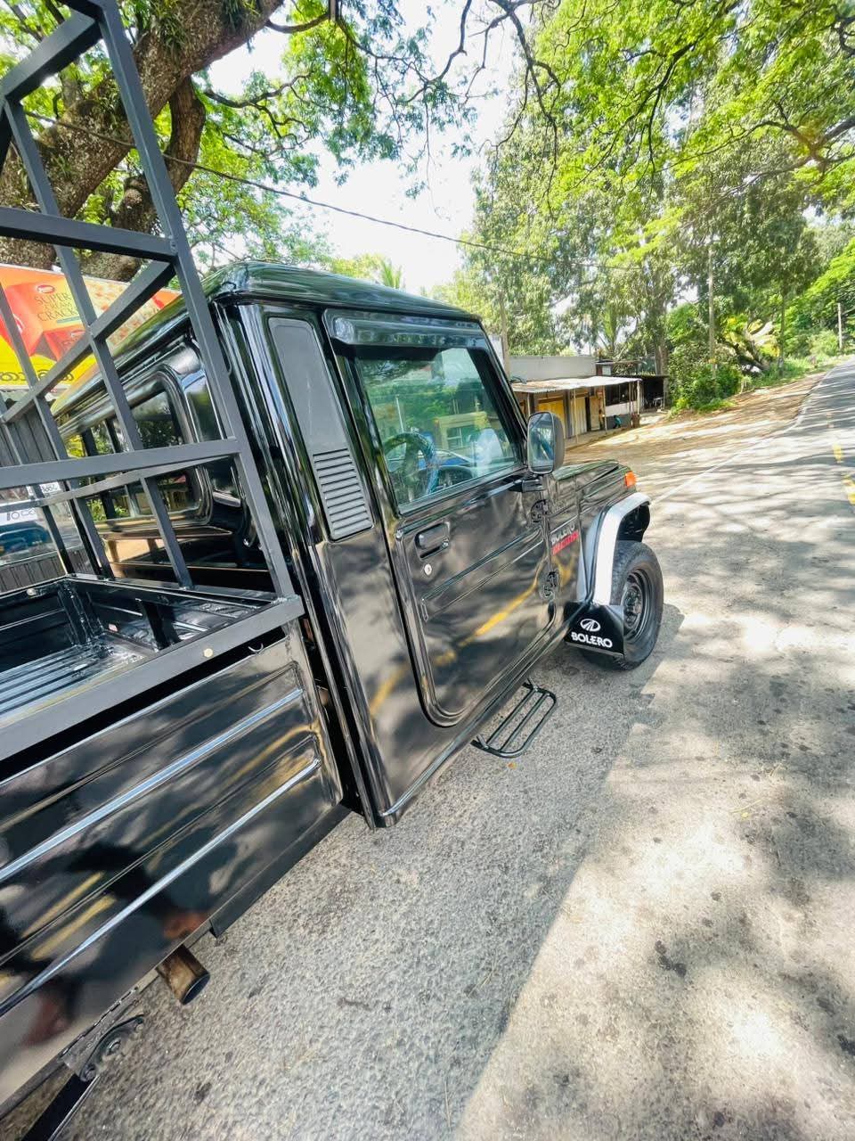 Mahindra Bolero 2016 - பயன்படுத்தப்பட்டது டிரக் sale in Sri Lanka - patpat.lk