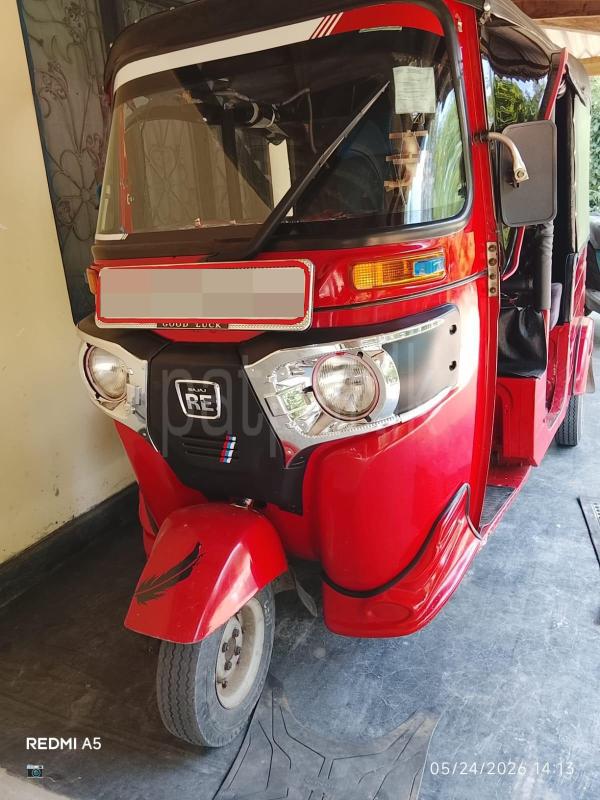 Bajaj Three Wheel 2015 - பயன்படுத்தப்பட்டது முச்சக்கர வண்டி sale in Sri Lanka - patpat.lk