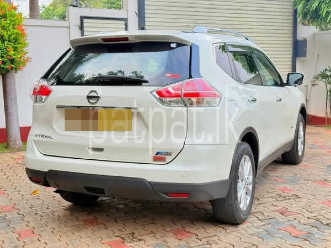 Advertisement image 3