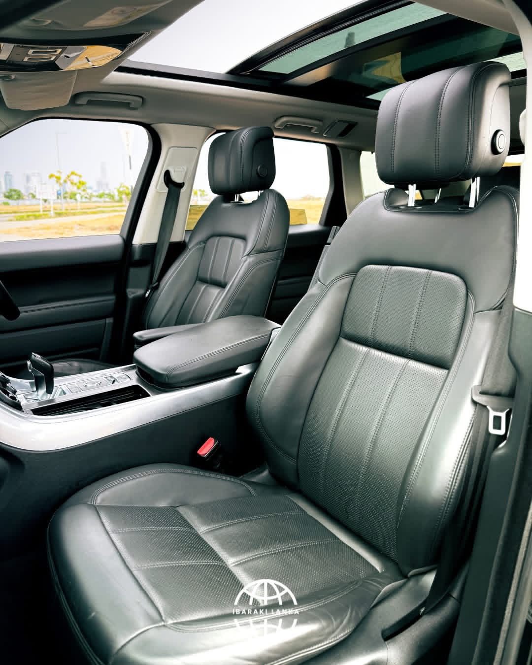 Land Rover Range Rover 2018 - பயன்படுத்தப்பட்டது SUV sale in Sri Lanka - patpat.lk