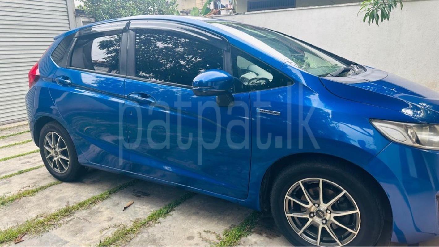 Advertisement image 1