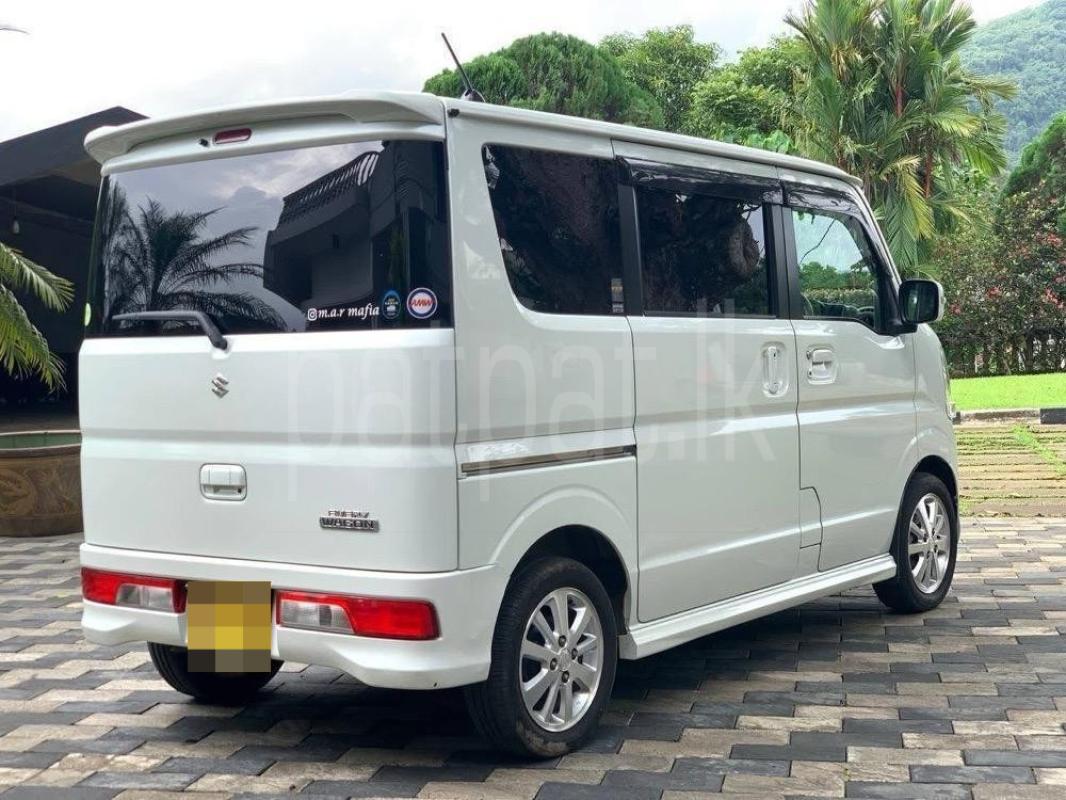 Advertisement image 6