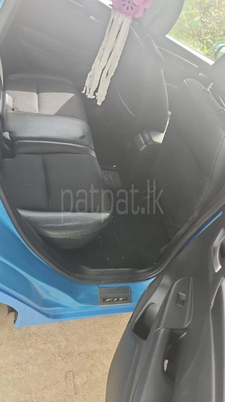 Honda Fit 2013 - பயன்படுத்தப்பட்டது கார் sale in Sri Lanka - patpat.lk