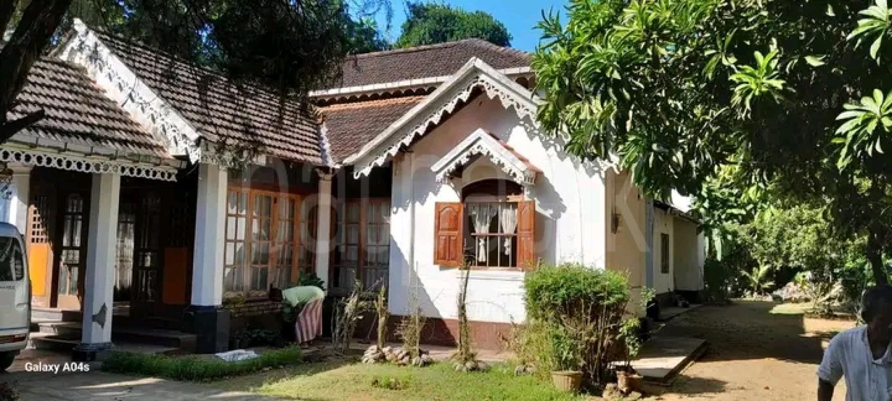 Commercial Land for Sale in Rambukkana