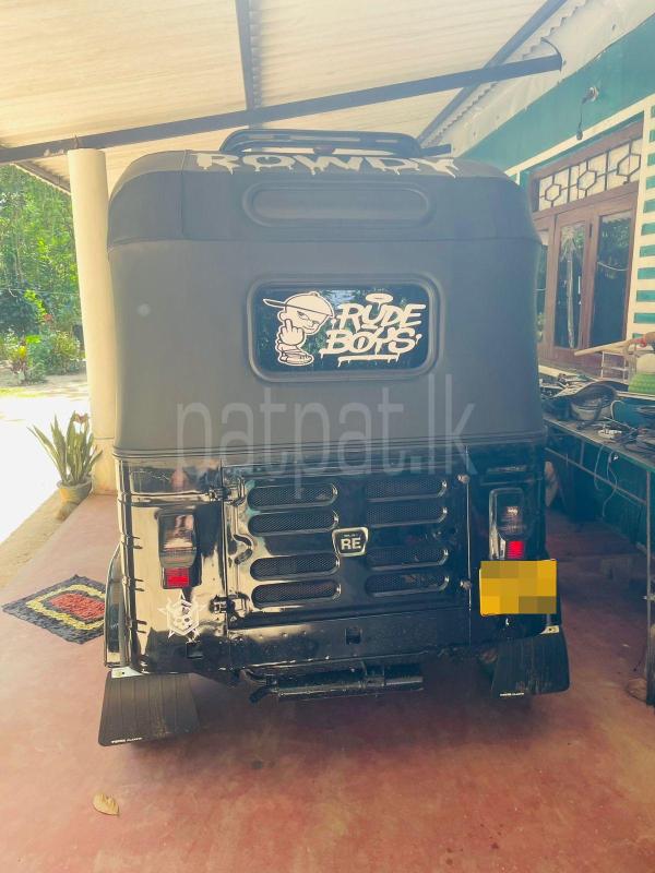 Bajaj Three Wheel 2015 - Used Three wheeler sale in Sri Lanka - patpat.lk