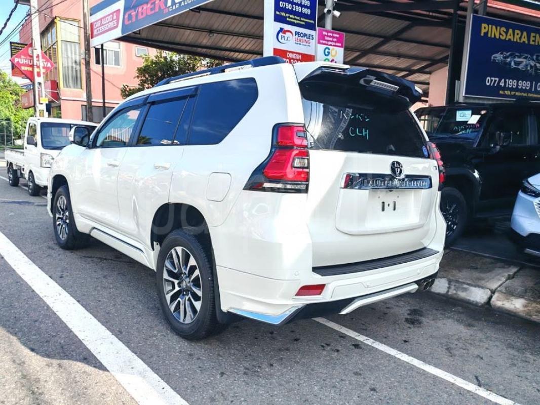 Advertisement image 5