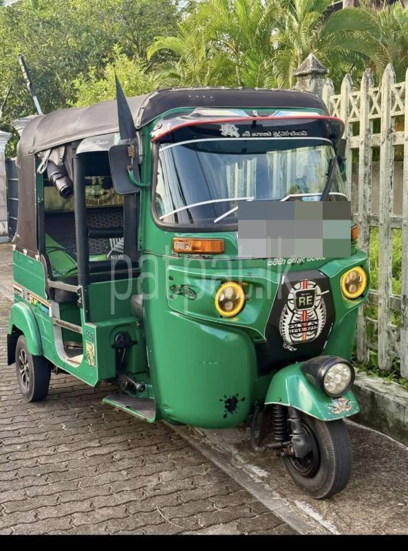 Bajaj 4 stroke 2015 - භාවිතා කරන ලද ත්‍රිරෝද රථය sale in Sri Lanka - patpat.lk