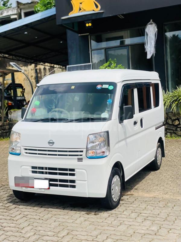 Nissan Clipper 2016 - பயன்படுத்தப்பட்டது வேன் sale in Sri Lanka - patpat.lk
