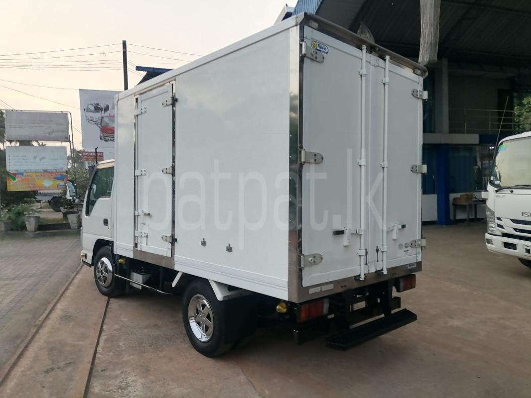 Advertisement image 3