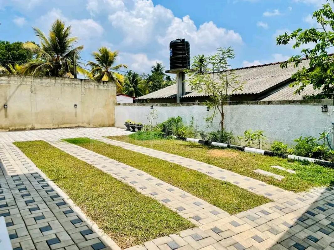 House for Sale in Kadawatha