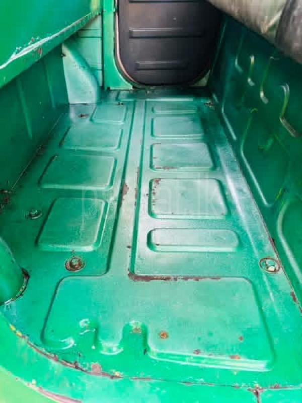 Bajaj Three Wheel 2012 - பயன்படுத்தப்பட்டது முச்சக்கர வண்டி sale in Sri Lanka - patpat.lk
