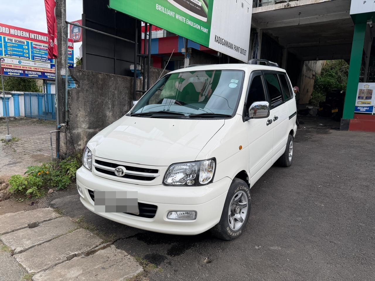 Toyota NOHA 1999 - භාවිතා කරන ලද වෑන් රථය sale in Sri Lanka - patpat.lk