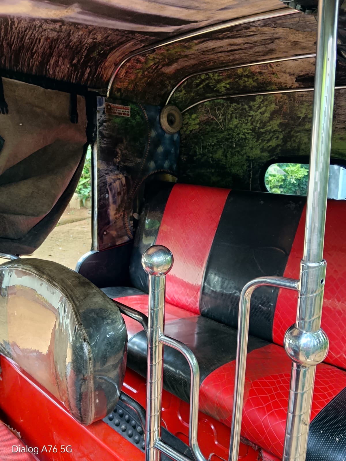 Bajaj 4 stroke 2015 - பயன்படுத்தப்பட்டது முச்சக்கர வண்டி sale in Sri Lanka - patpat.lk