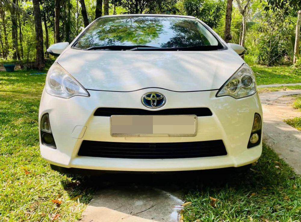 Toyota Aqua 2014 - பயன்படுத்தப்பட்டது கார் sale in Sri Lanka - patpat.lk
