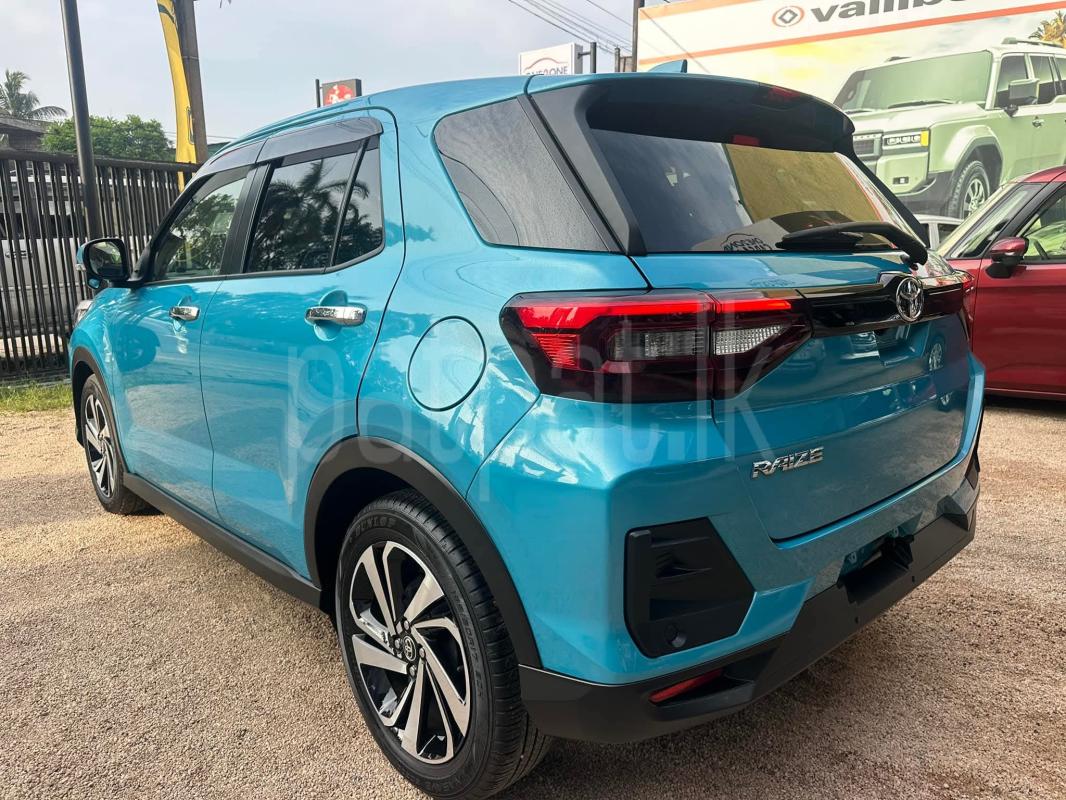 Advertisement image 6