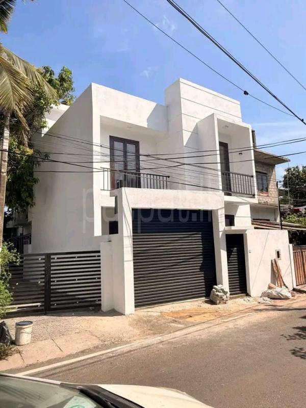 Advertisement image 6