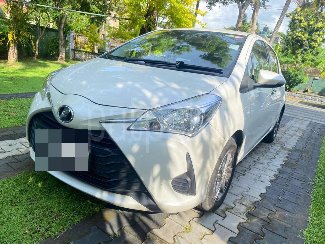 Toyota Vitz 2018 - பயன்படுத்தப்பட்டது கார் sale in Sri Lanka - patpat.lk