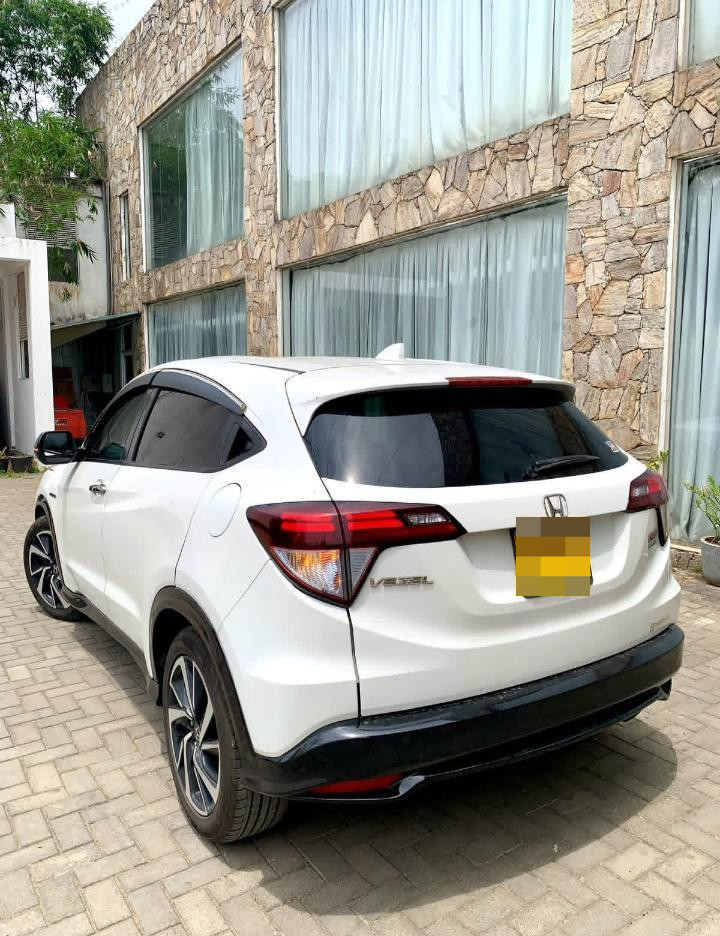 Honda Vezel 2016 - பயன்படுத்தப்பட்டது SUV sale in Sri Lanka - patpat.lk