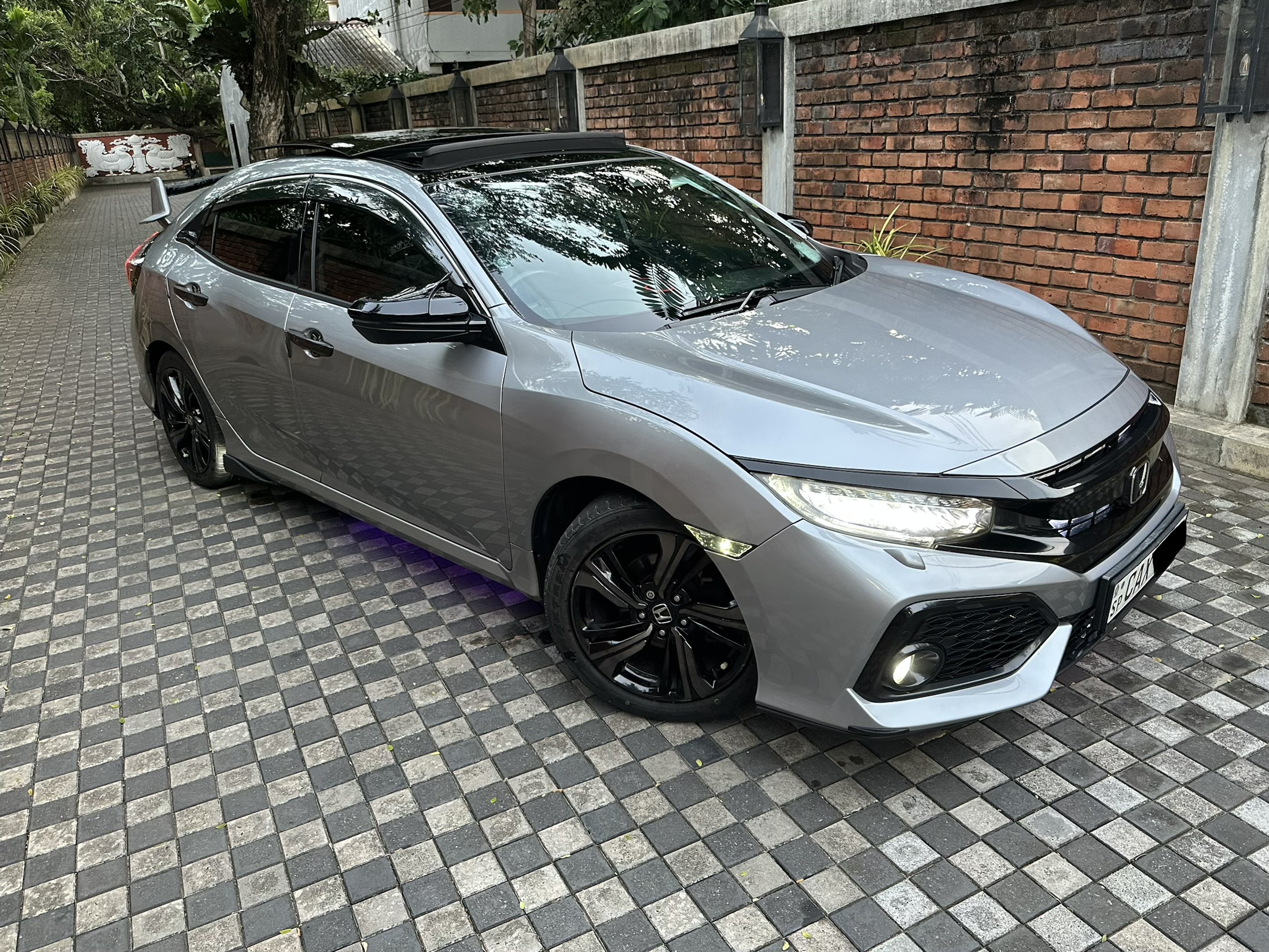 Honda Civic 2017 - Used Car sale in Sri Lanka - patpat.lk