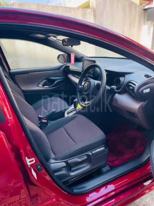 Toyota Yaris 2022 - சான்றளிக்கப்பட்டது கார் sale in Sri Lanka - patpat.lk