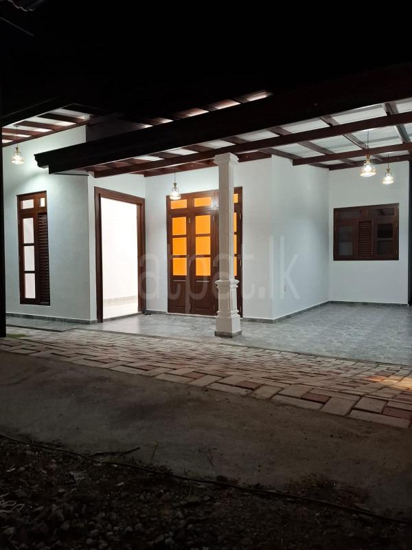 House for Sale in Homagama ads-image-1