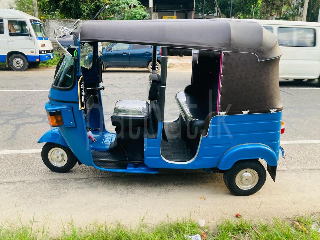 Bajaj Three Wheel 2011 - Used Three wheeler sale in Sri Lanka - patpat.lk