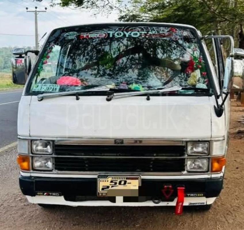 Toyota Hiace 1990 - Used Van sale in Sri Lanka - patpat.lk