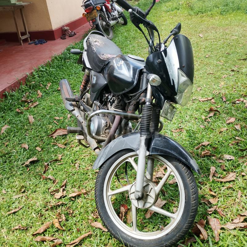 Bajaj Platina 2015 - பயன்படுத்தப்பட்டது பைக் sale in Sri Lanka - patpat.lk
