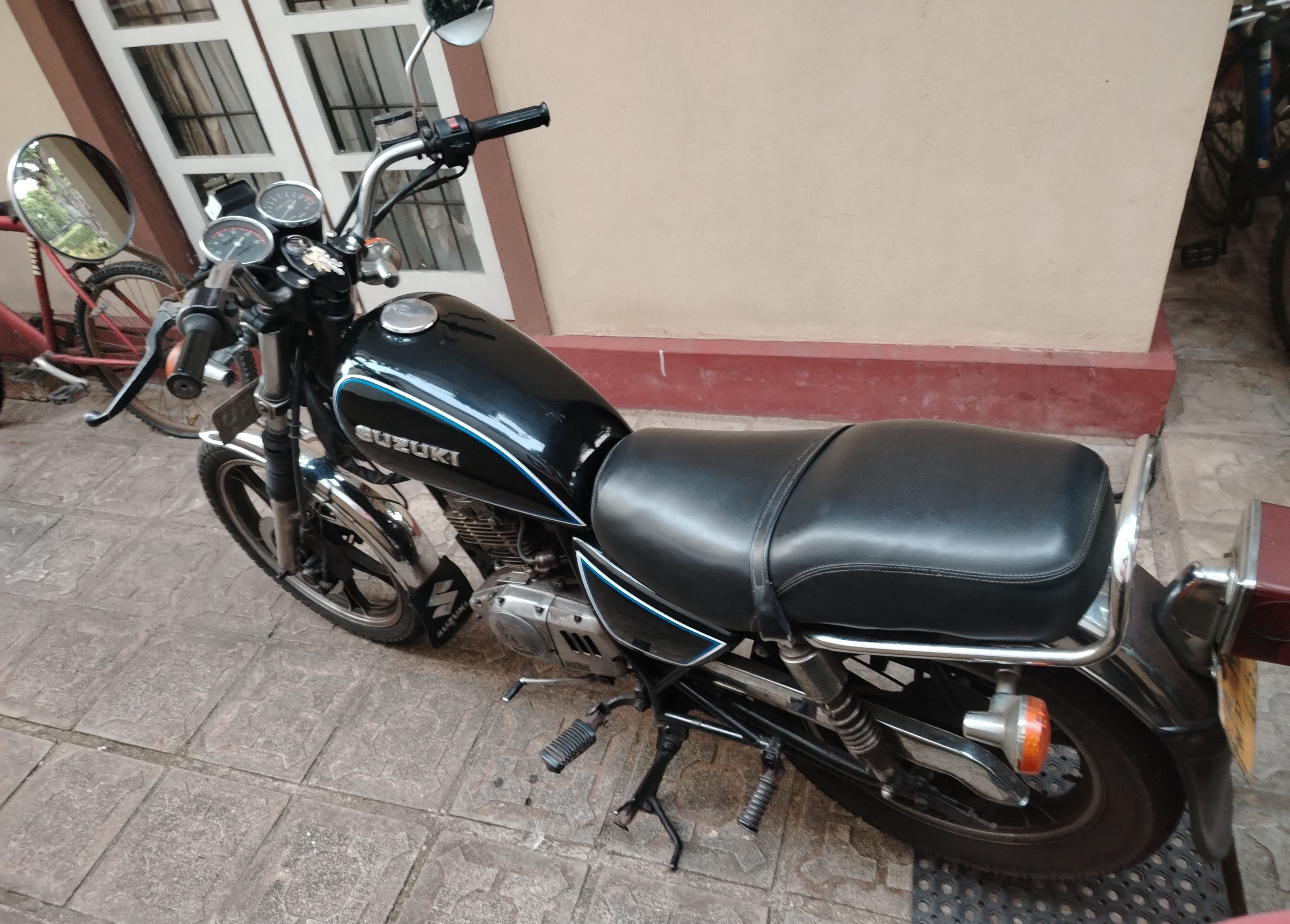 Suzuki GN 2003 - භාවිතා කරන ලද බයිසිකලය sale in Sri Lanka - patpat.lk