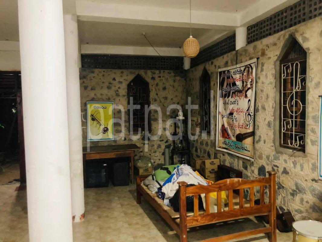 Advertisement image 6